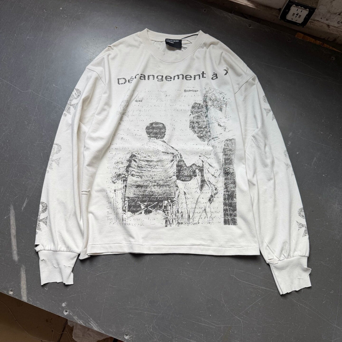 ERD Vintage Distressed Character Print Grey Long Tee
