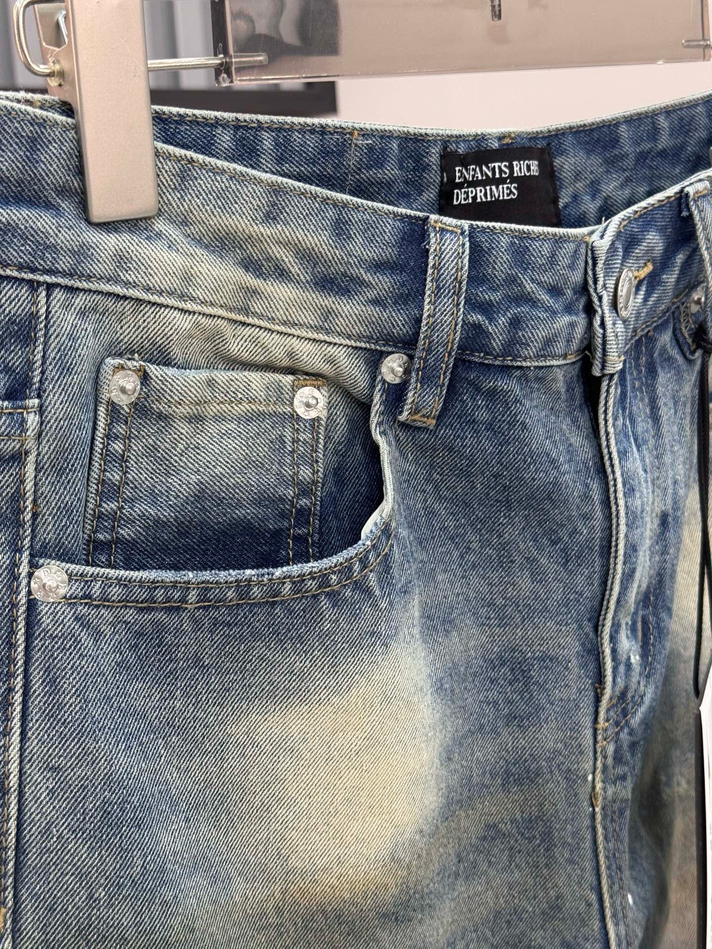 ERD Vintage Distressed Splatter Wash Slim Jeans Pants