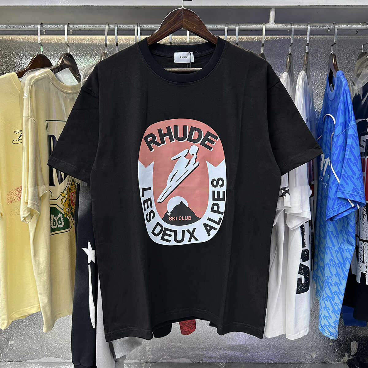 Rhude Les Deux Alpes Alpine Skiing Classic Sunrise Print T-Shirt