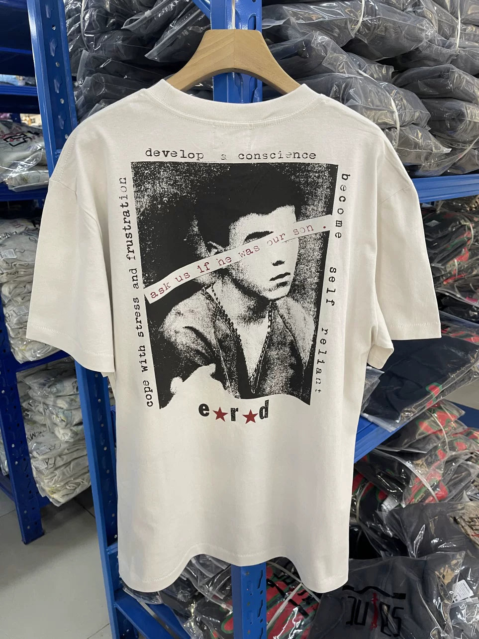 ERD's melancholic wealthy second-generationVintage Off White Double Sided T-Shirt