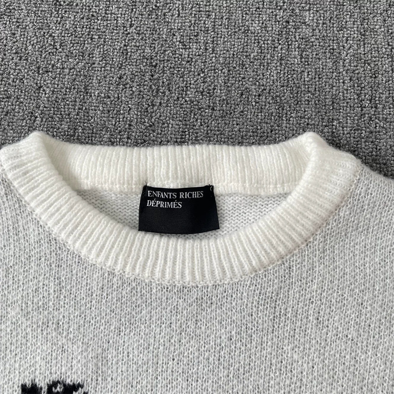 ERD melancholic rich second-generation Vintage Colorblock Portrait Knit Sweater